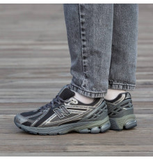 Демісезонні кросівки New Balance колір чорний/бронзовий