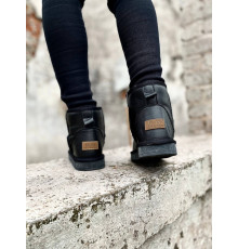 Жіночі уггі натуральна шкіра чорні