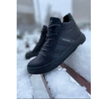 Зимові черевики  Adidas  чорні