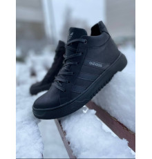 Зимние ботинки Adidas черные