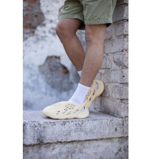 Чоловічі кросівки Adidas Yeezy Foam Runner Beige