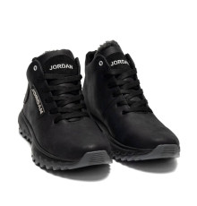 Шкіряні зимові черевики Jordan чорні