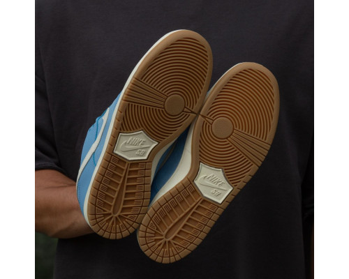 Кроссовки демисезонные кожаные Nike цвет голубой/белый