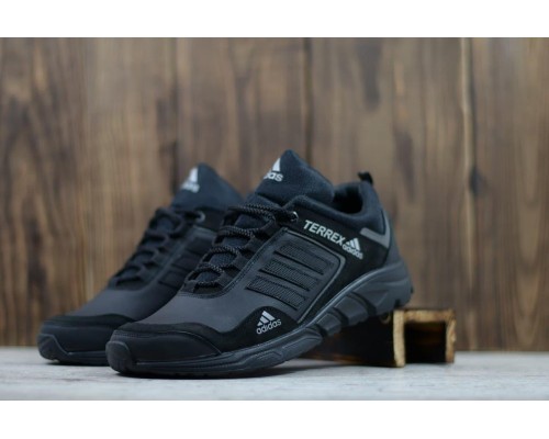 Кожаные кроссовки Adidas цвет черный