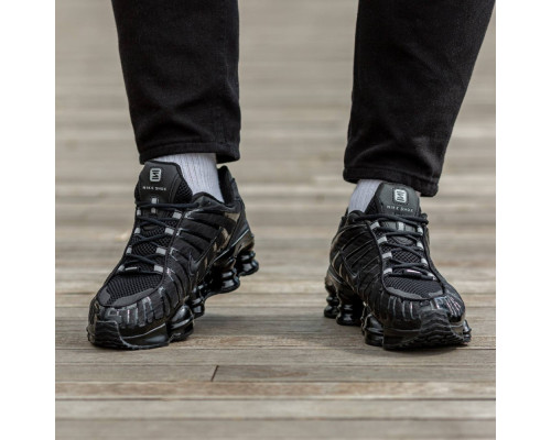 кроссовки весна/лето Nike Shox LT цвет черный