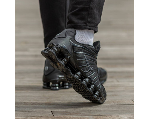 кроссовки весна/лето Nike Shox LT цвет черный