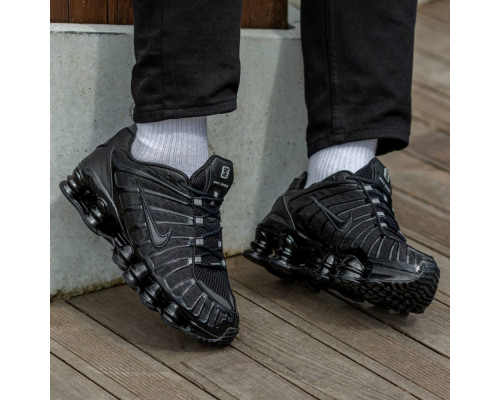 кроссовки весна/лето Nike Shox LT цвет черный