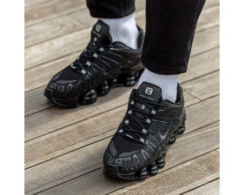 кроссовки весна/лето Nike Shox LT цвет черный