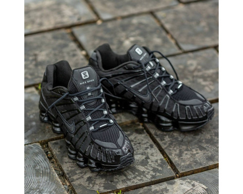 кроссовки весна/лето Nike Shox LT цвет черный