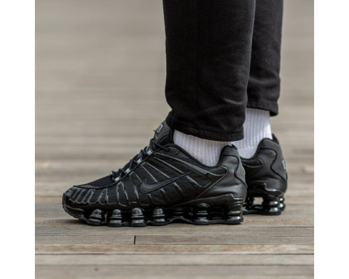 кроссовки весна/лето Nike Shox LT цвет черный