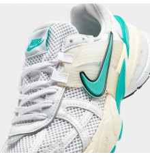 Оригінальні кросівки Nike V2K Runtekk Running Shoes White FD0736-105