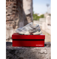 Жіночі кросівки New Balance 9060 grey