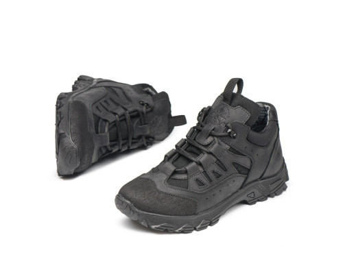 Тактические демисезонные кроссовки черные.