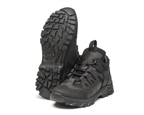 Тактические демисезонные кроссовки черные.