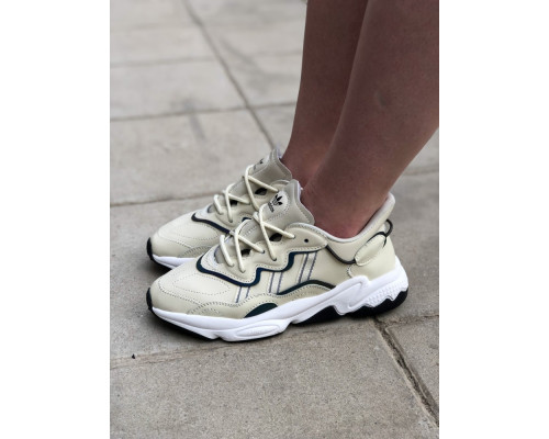 Женские кроссовки Adidas Ozweego Milk White