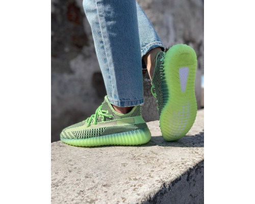 женские кроссовки adidas yeezy boost 350 лимонные
