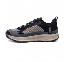 Демисезонные кожаные кроссовки Nike цвет черный/серый