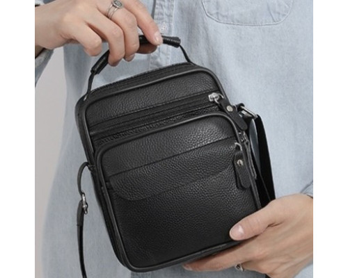 Чоловічі шкіряні сумки планшет 17х21х9, барсетка через плече з ручкою чорна 86802