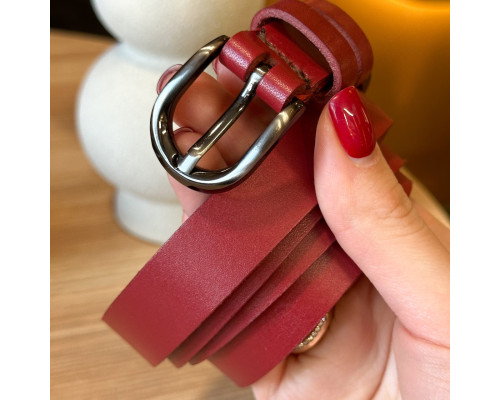 Кожаный женский ремень красного цвета 4711