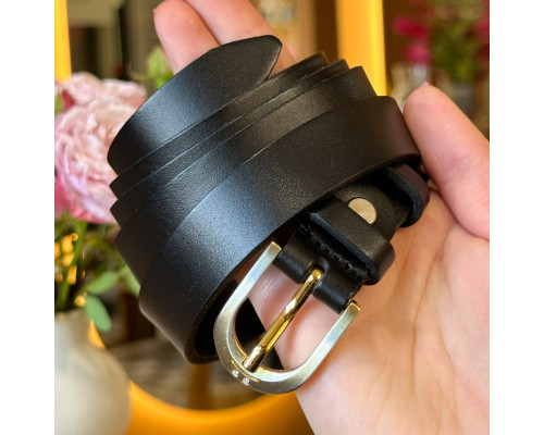 Шкіряний жіночий ремінь в чорному кольорі 6094