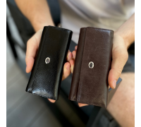 Черная ключница из натуральной кожи с отделением для денег ST Leather B416