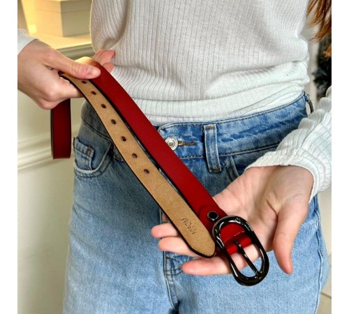 Шкіряний червоний ремінь