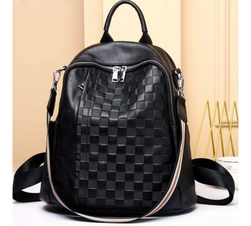 Шкіряний жіночий рюкзак з тисненням 32х27х16, сумка наплічна з шахматним візерунком, чорна